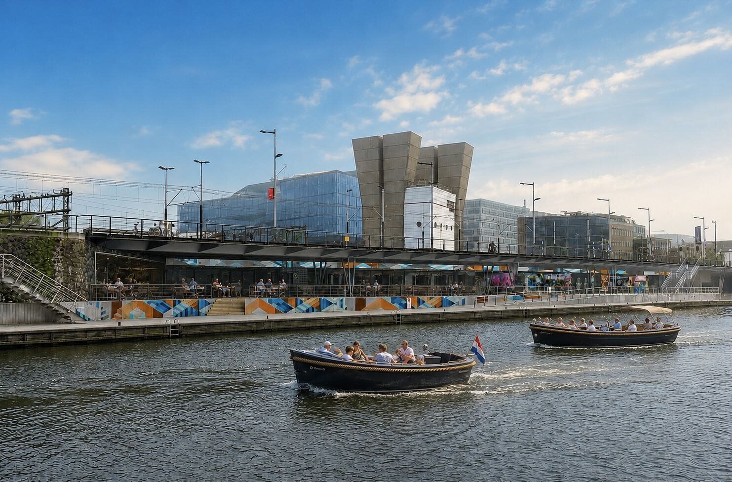 RAFEL aan het IJ, gezien vanaf het water